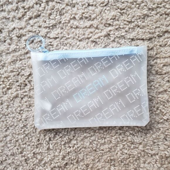 IPSY Dream Baby Blue Clear Glam Cosmetics Bag NWOT - Picture 2 of 5